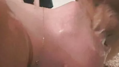 Veronica Fantastiska fingering kuk med fötter. gratis porrfilm mogna damer