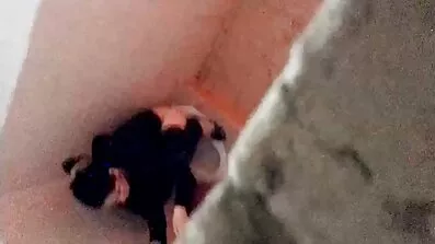 Jävla ukrainska bra svensk porr flicka i mun och fitta.