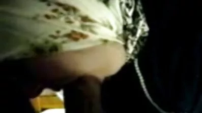 Flickor knullar porrfilm äldre med ägaren av en brun kuk.