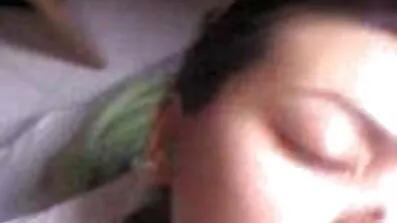 April Olsen kombinerar svenskaporrfilmer oralsex med analsex.